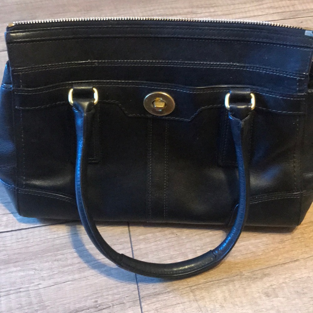 Gorgeous vintage Coach Hamptons bag